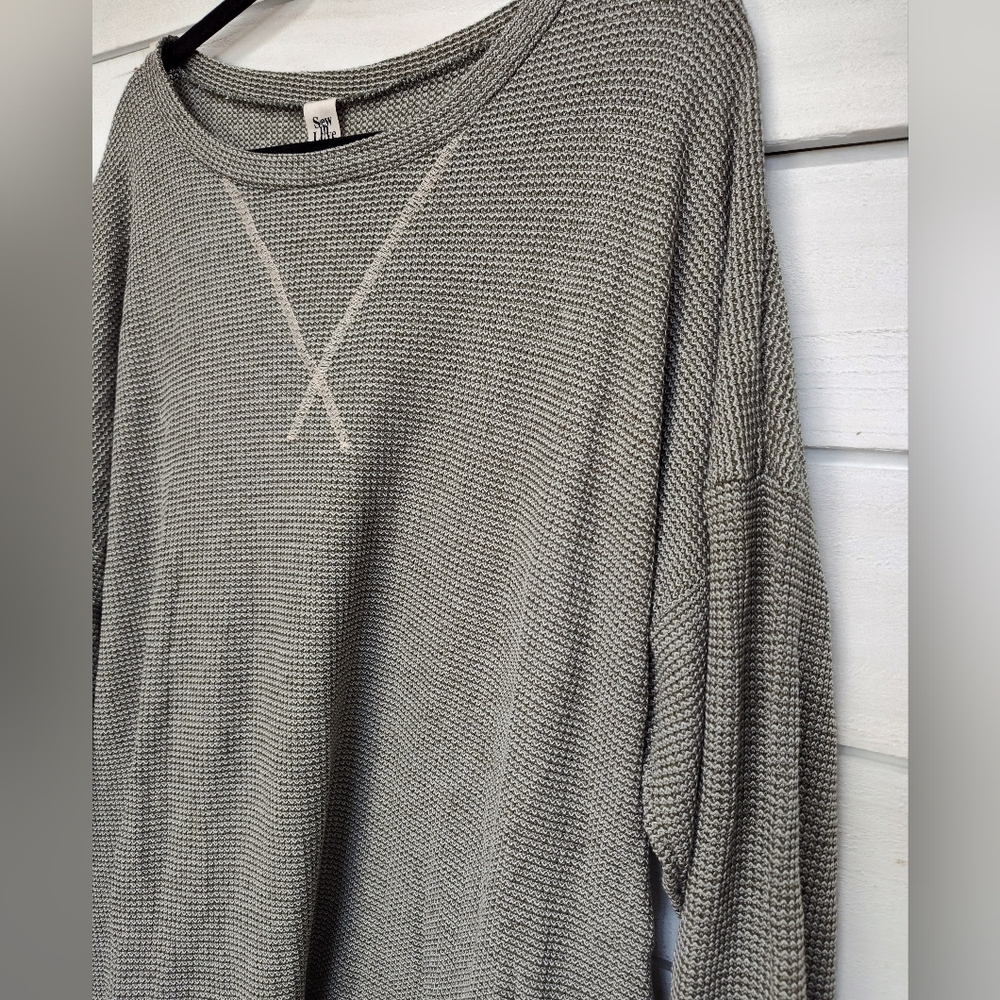 Sew In Love Lightweight Henley - Picture 2 of 6